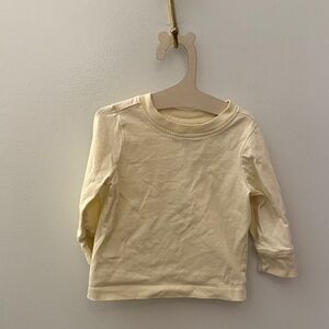 5/$25 Hanna Andersson Cream Long Sleeve Kids Tee